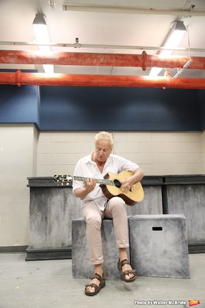  Graham Russell  Photo