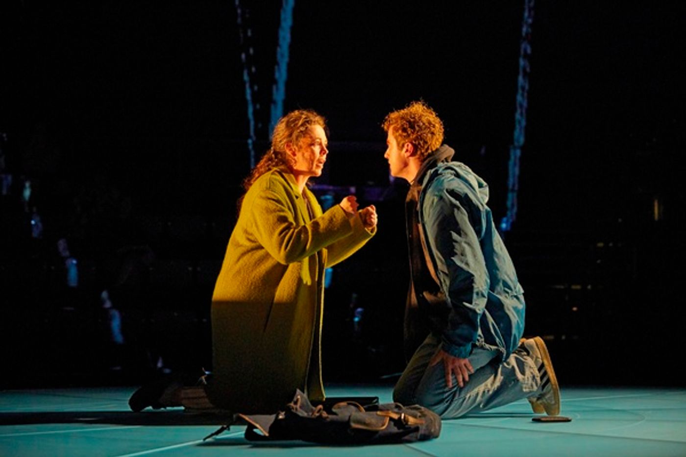 Photo Flash: First Look at MOSQUITOES at the National Theatre  Image