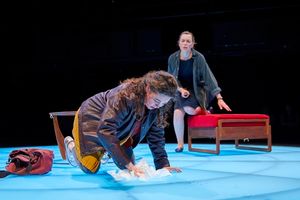 Olivia Colman, Olivia Williams Photo