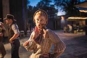 Jennifer Evans @ BroadwayWorld Jennifer Evans Photo