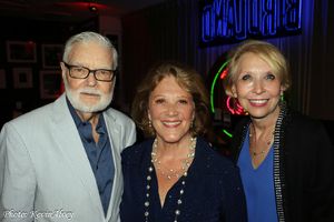 Ralph Howard, Linda Lavin and Julie Halston Photo