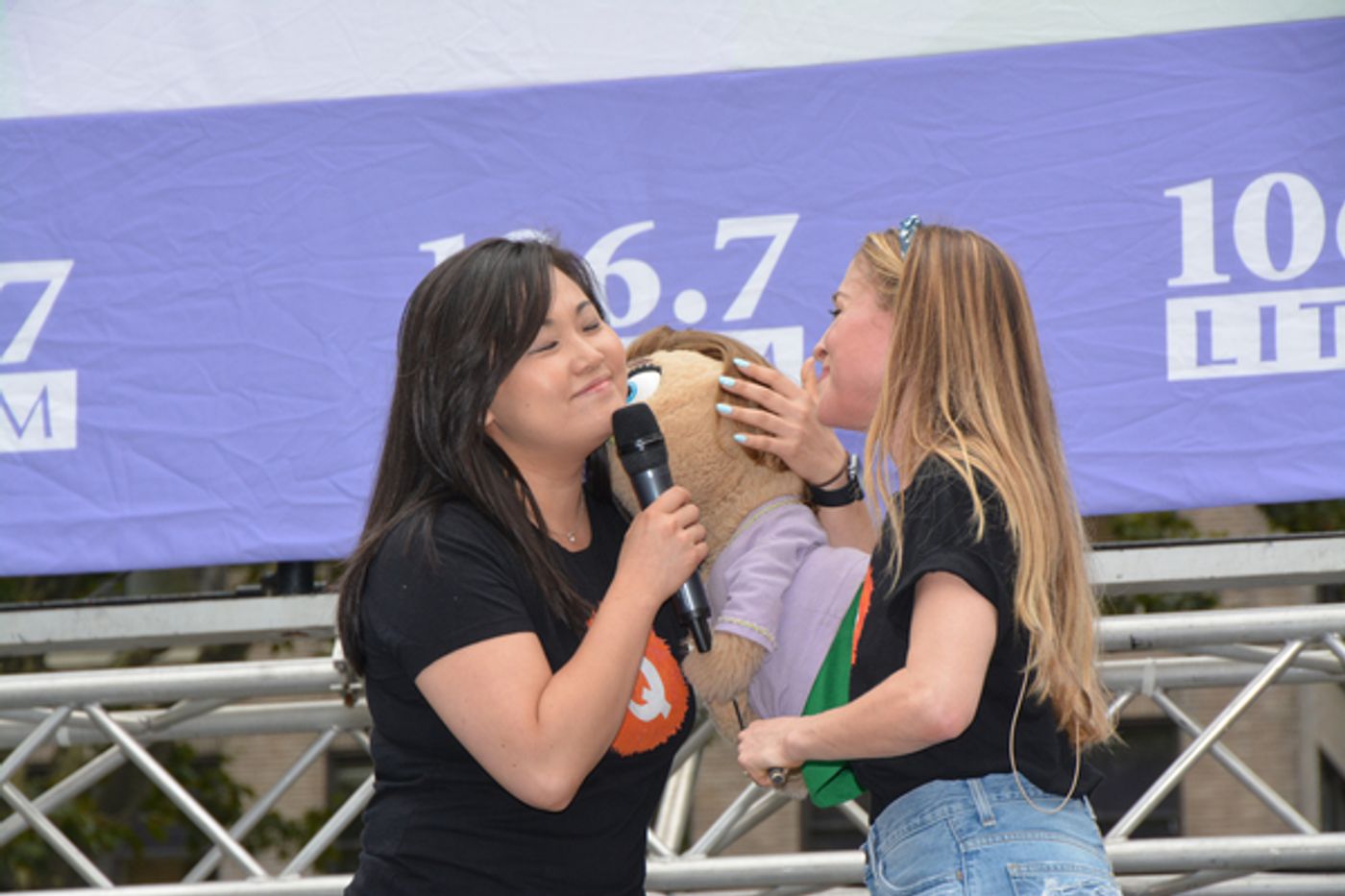 Photo Coverage: A BRONX TALE, ANASTASIA, and More Enchant the Crowd at Broadway in Bryant Park  Image