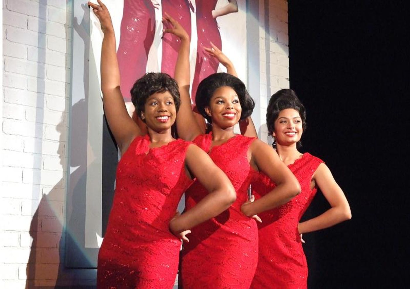 Review: Laguna Playhouse Welcomes Adorably Plucky HAIRSPRAY  Image