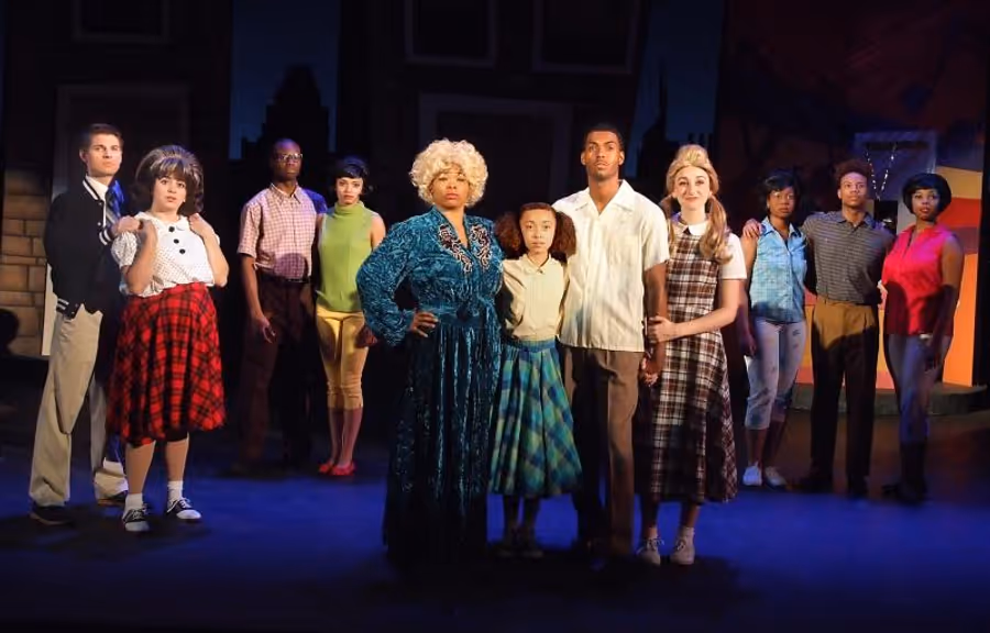 Review: Laguna Playhouse Welcomes Adorably Plucky HAIRSPRAY Image