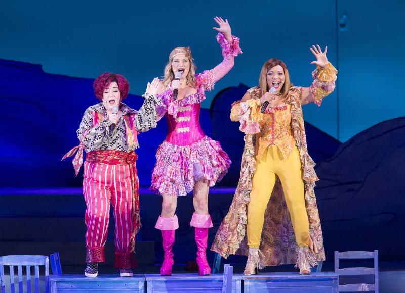 Review: Nettles and Cameron Lead an Exuberant MAMMA MIA! at the Hollywood Bowl Image