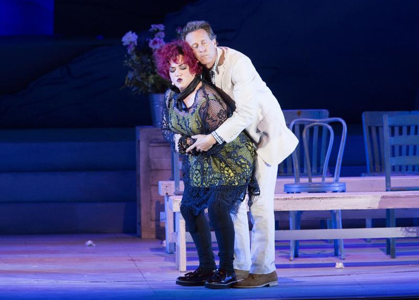 Review: Nettles and Cameron Lead an Exuberant MAMMA MIA! at the Hollywood Bowl  Image