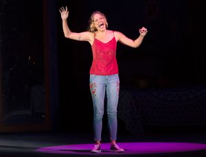 Jennifer Nettles Photo