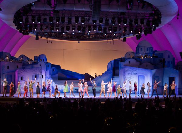 Photo Flash: First Look at Jennifer Nettles, Dove Cameron, Corbin Bleu and More in MAMMA MIA! at The Hollywood Bowl — photo 23 of 23