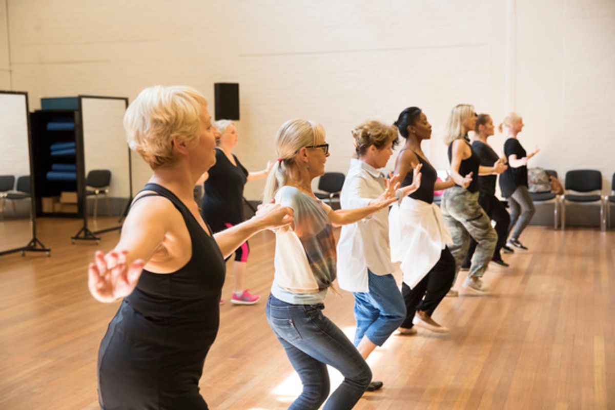 Liz Izen, Tracie Bennett, Imelda Staunton, Dawn Hope, Janie Dee, Julie Armstrong and Gemma Page at 