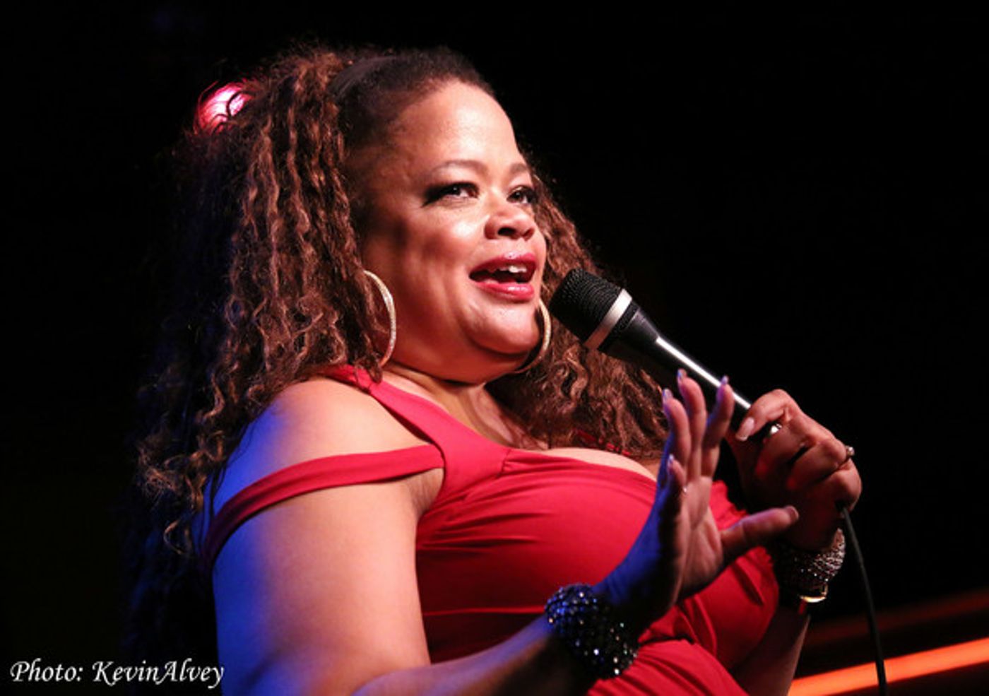 Photo Flash: Natalie Douglas Returns to BROADWAY AT BIRDLAND  Image