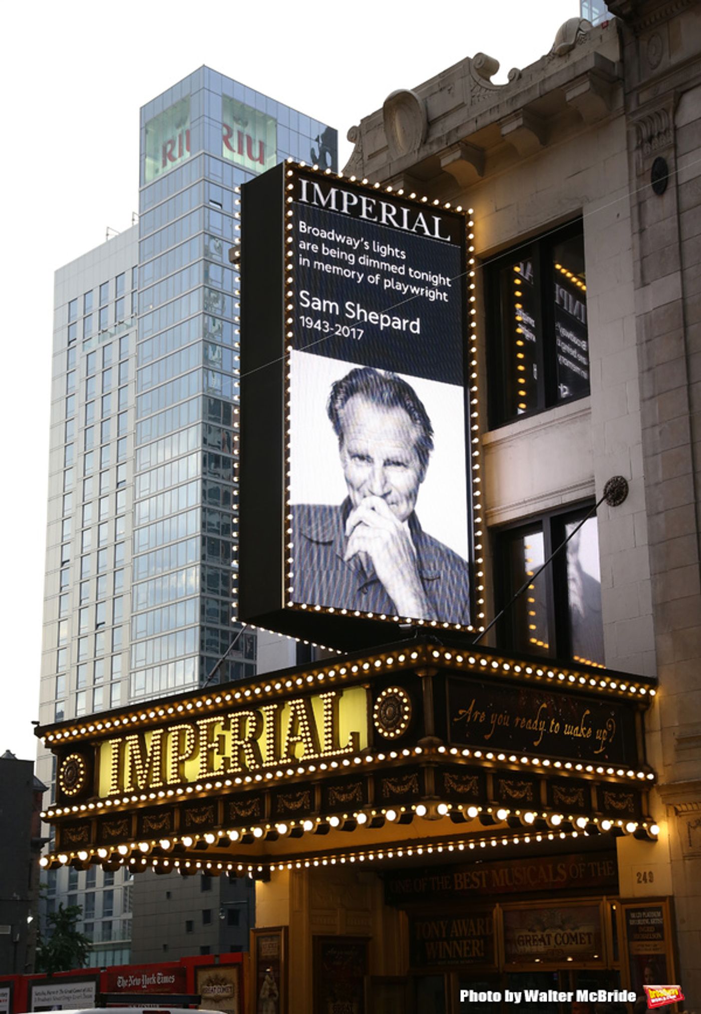 Photo Coverage: Broadway Dims The Lights In Memory Of Sam Shepard Photo Coverage: Broadway Dims The Lights In Memory Of Sam Shepard Image