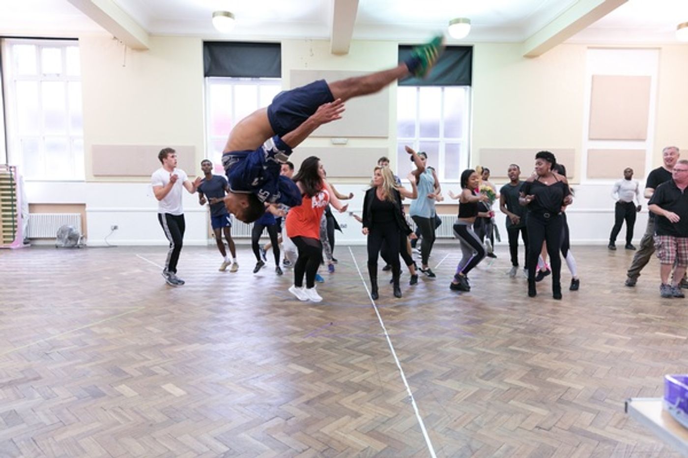 Photo Flash: Welcome to the 60s! Inside Rehearsals for HAIRSPRAY Ahead of UK Tour  Image