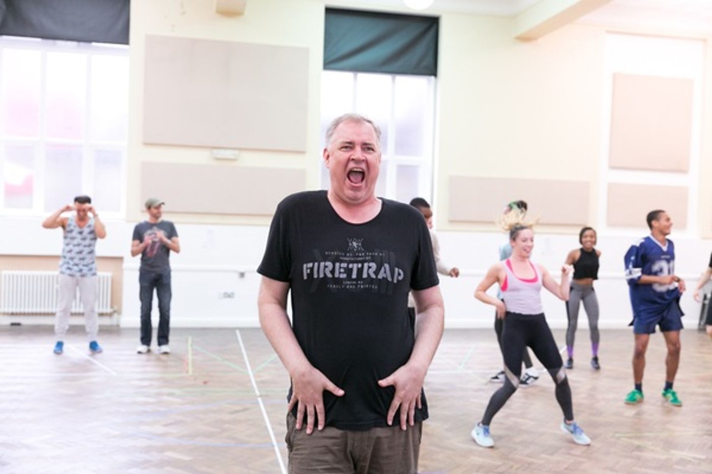 Photo Flash: Welcome to the 60s! Inside Rehearsals for HAIRSPRAY Ahead of UK Tour  Image