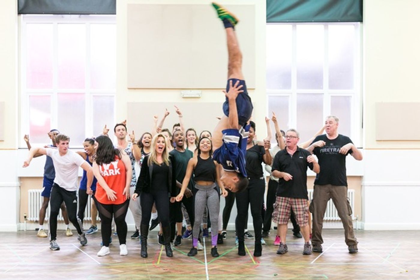Photo Flash: Welcome to the 60s! Inside Rehearsals for HAIRSPRAY Ahead of UK Tour  Image