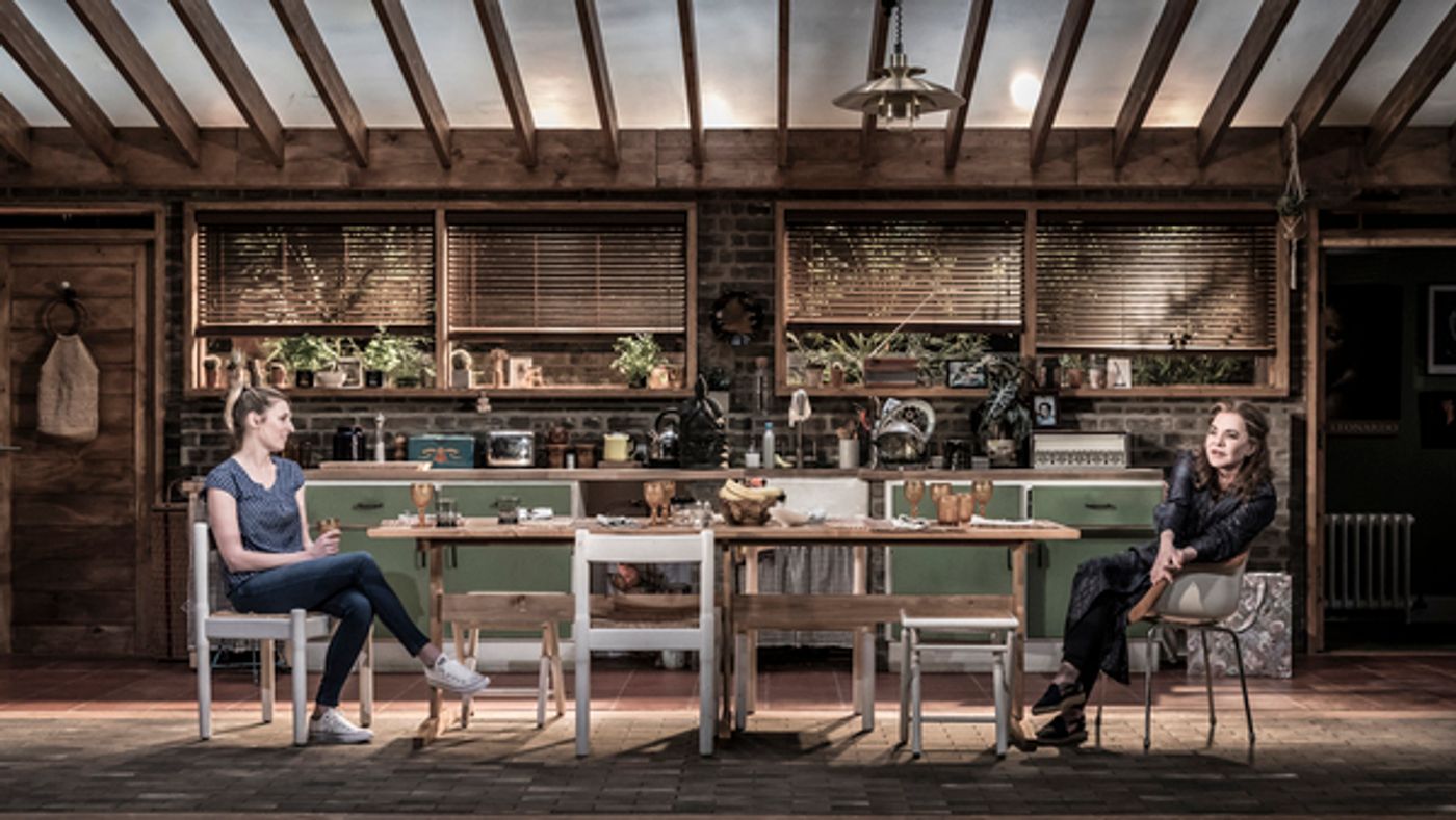 Photo Flash: First Look at Stockard Channing and the Cast of APOLOGIA at Trafalgar Studios  Image