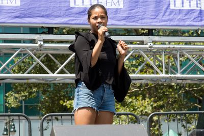 Eva Noblezada Photo