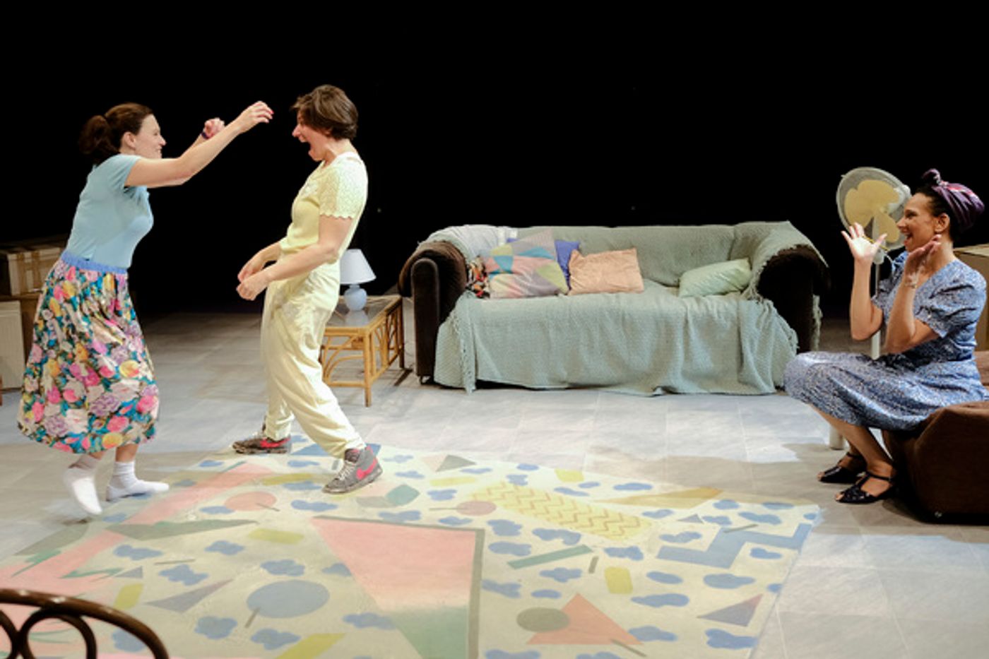 Photo Flash: First Look at DI AND VIV AND ROSE at Stephen Joseph Theatre Photo Flash: First Look at DI AND VIV AND ROSE at Stephen Joseph Theatre Image