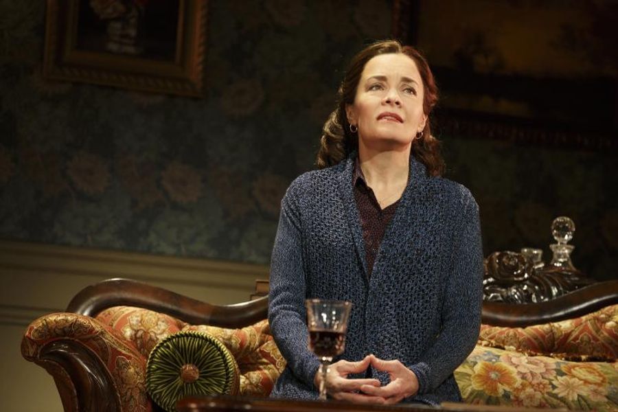 Review: Beautifully Poignant FUN HOME Tour Moves Into OC's Segerstrom Center Image