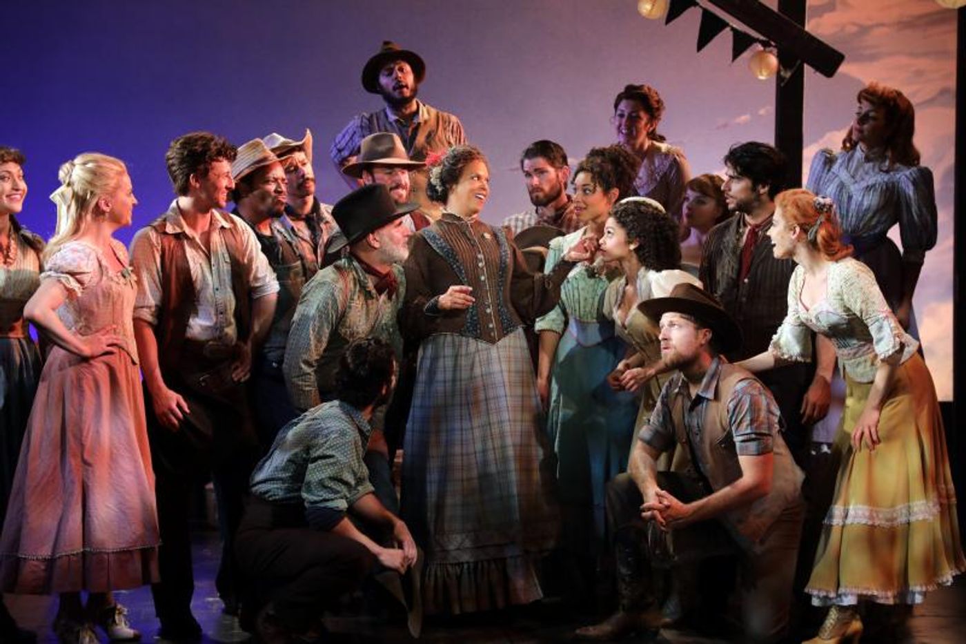 Regional Roundup: Top New Features This Week Around Our BroadwayWorld 8/11 - CHICAGO, KILL LOCAL, 42ND STREET, and More!  Image