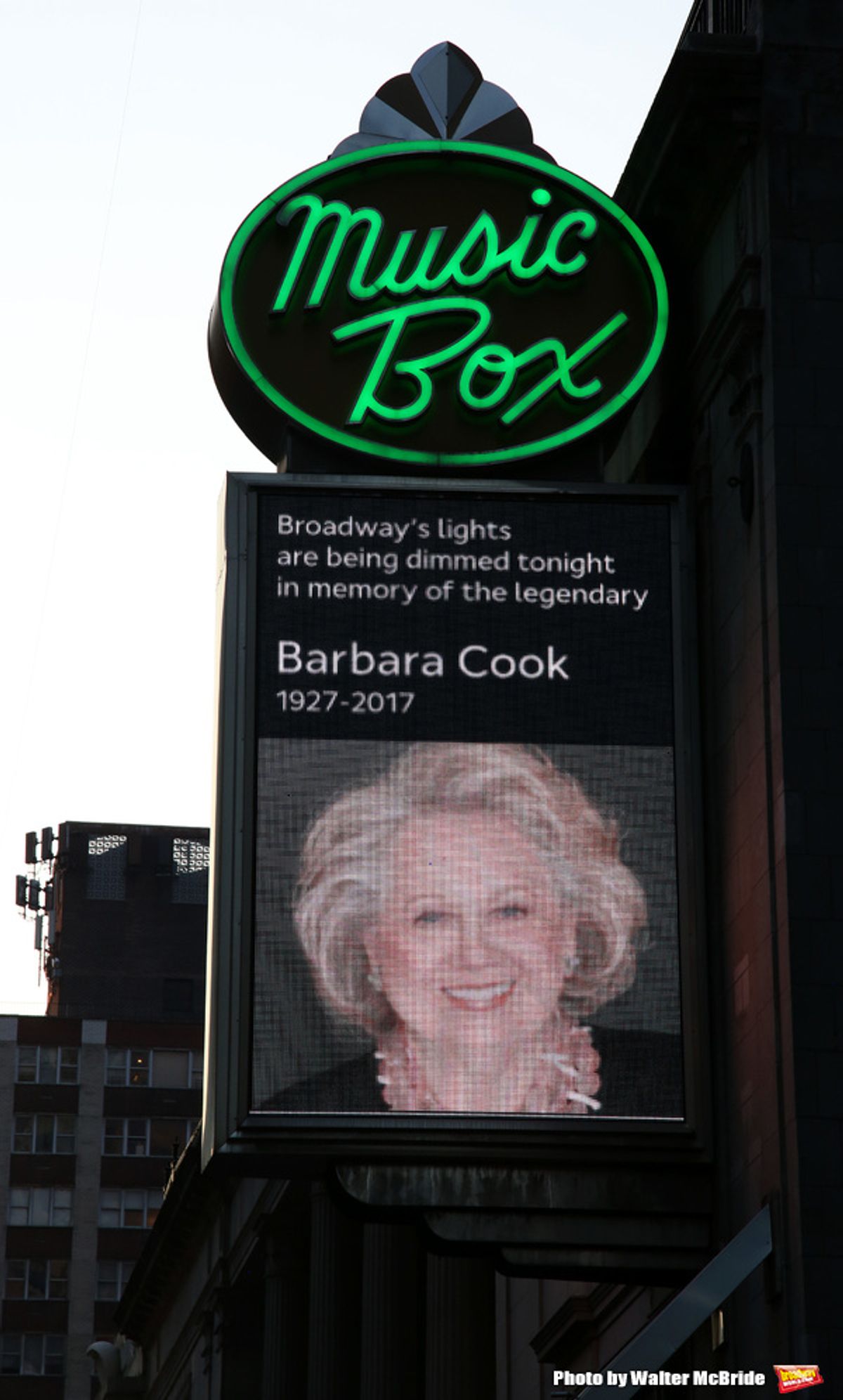 Broadway Dims The Lights In Memory of Barbara Cook  at 
