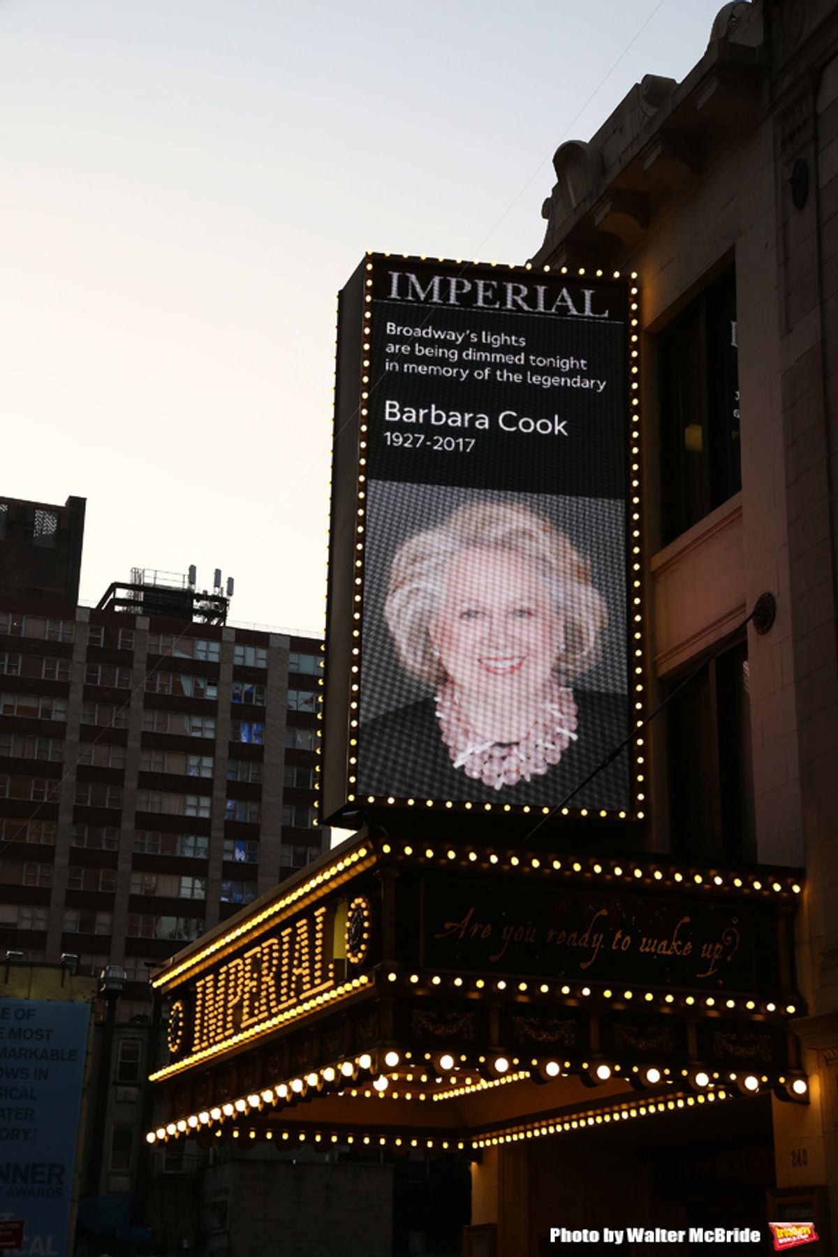 Broadway Dims The Lights In Memory of Barbara Cook  at 