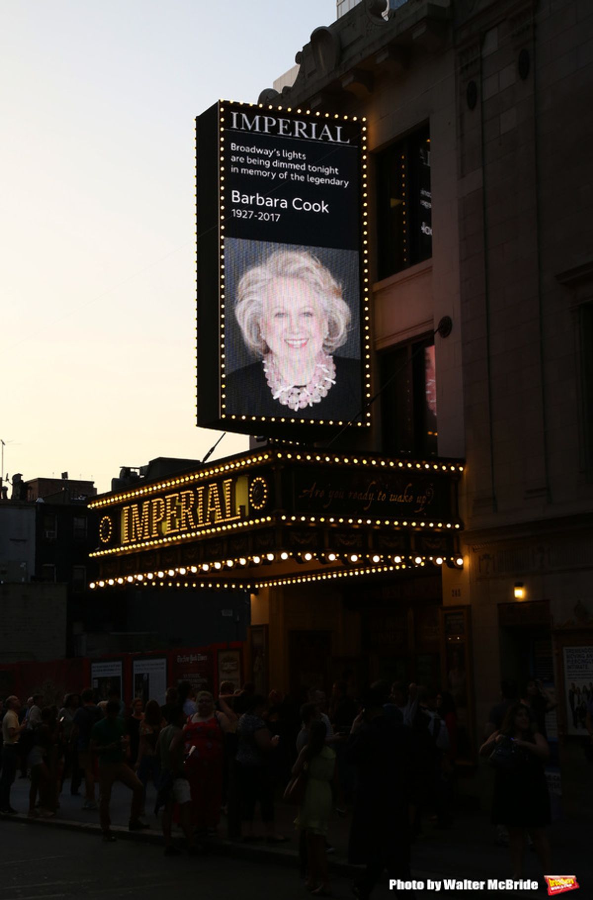 Broadway Dims The Lights In Memory of Barbara Cook  at 