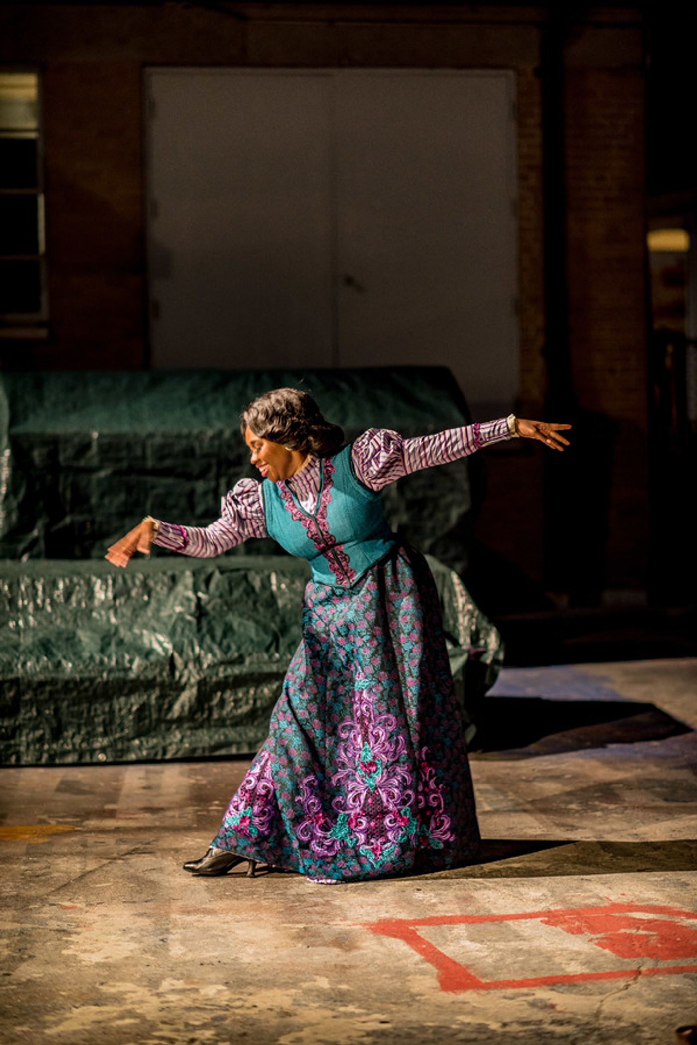 BWW Photo Exclusive: Watch What Happens... Backstage with NEWSIES at The Muny!  Image