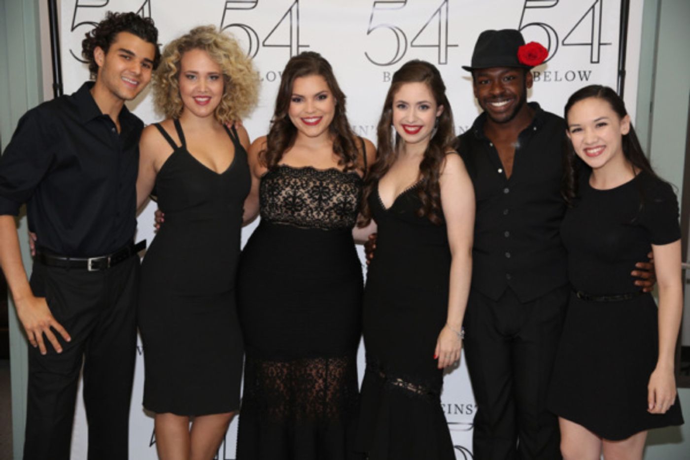 Photo Flash: Sarah Fernandez and Lauren Baez Bring DOS DIVAS to Feinstein's/54 Below  Image