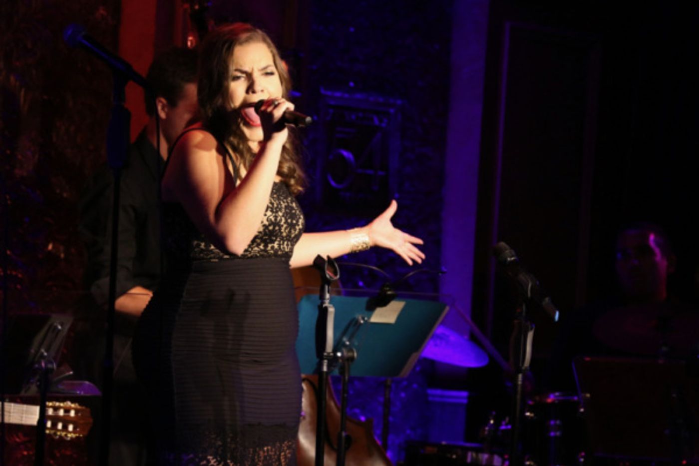 Photo Flash: Sarah Fernandez and Lauren Baez Bring DOS DIVAS to Feinstein's/54 Below  Image