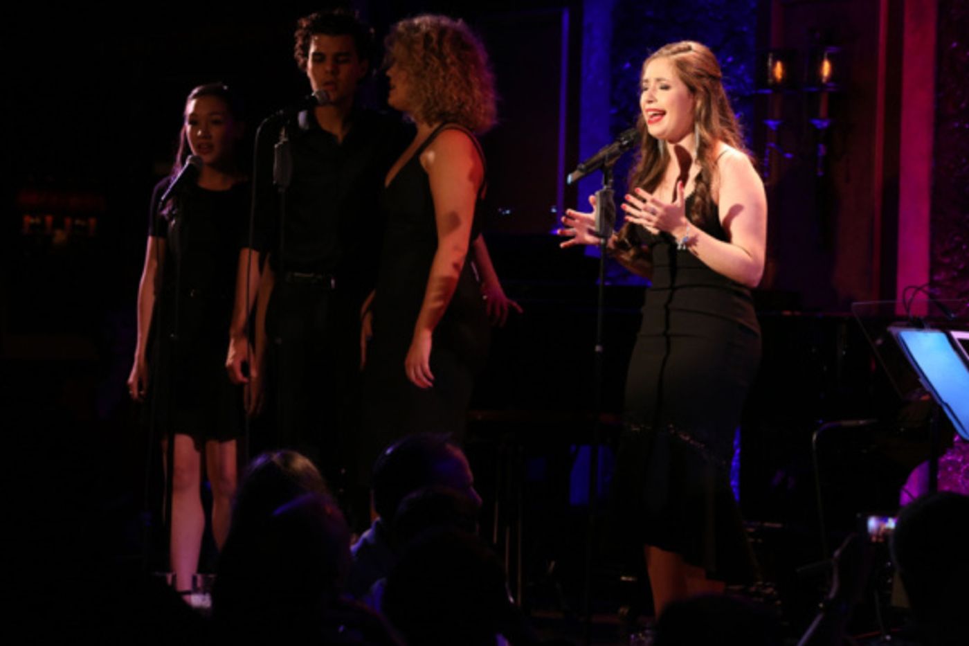 Photo Flash: Sarah Fernandez and Lauren Baez Bring DOS DIVAS to Feinstein's/54 Below  Image