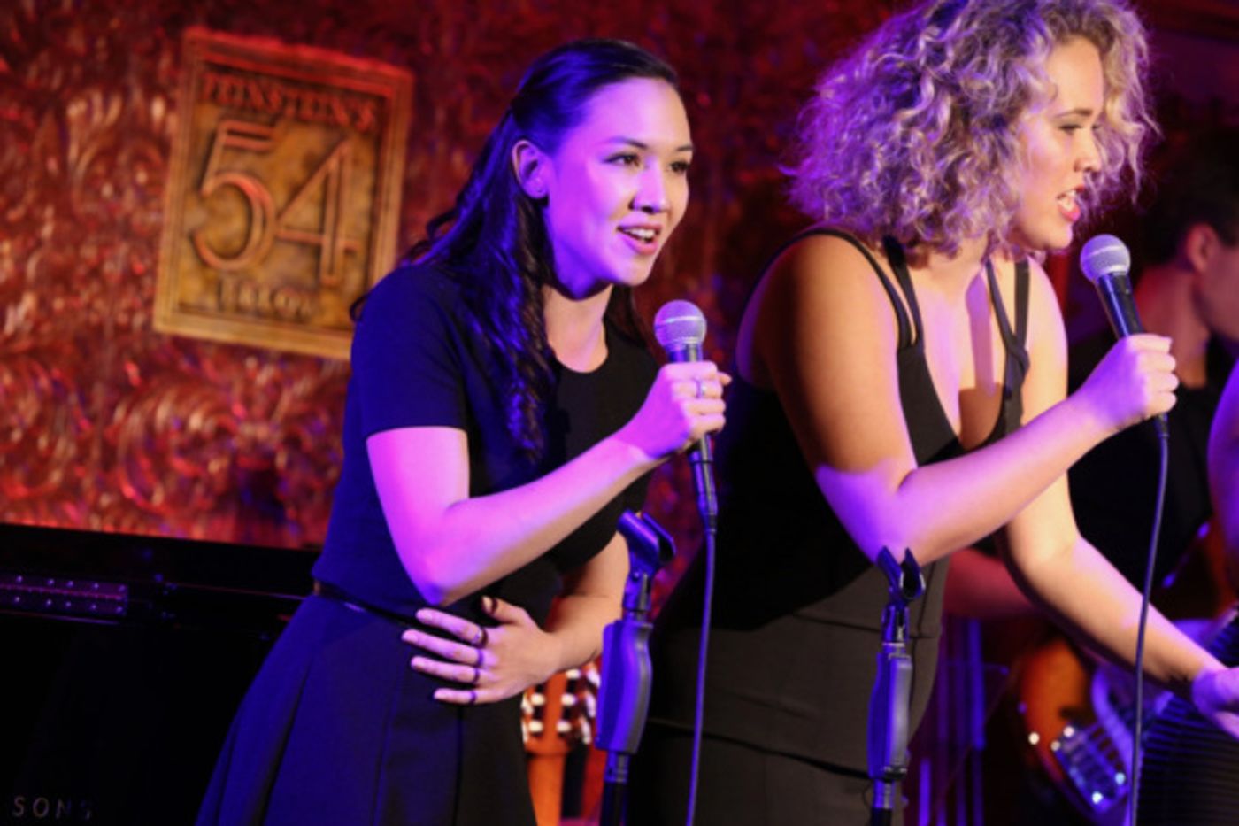Photo Flash: Sarah Fernandez and Lauren Baez Bring DOS DIVAS to Feinstein's/54 Below  Image