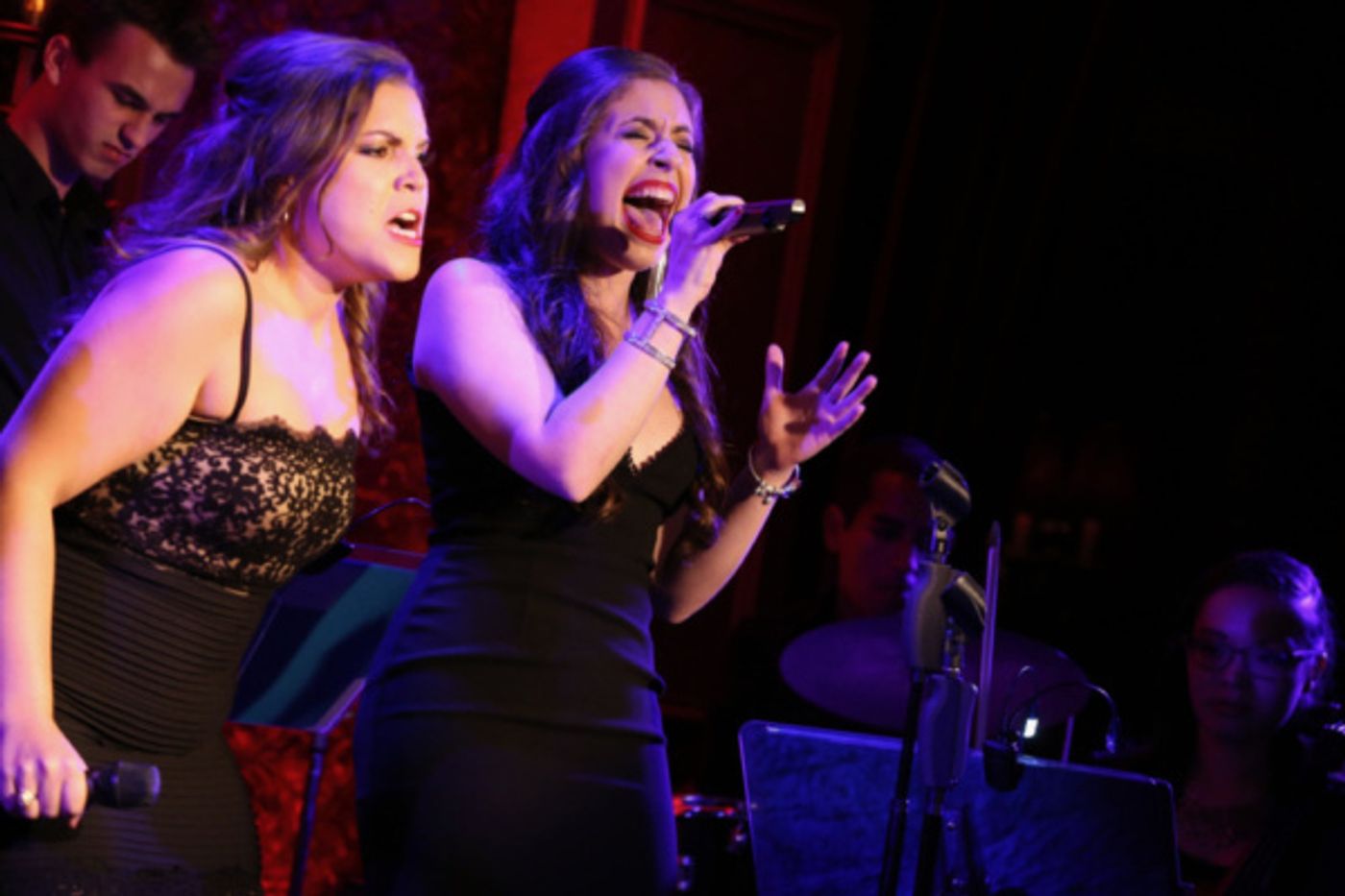 Photo Flash: Sarah Fernandez and Lauren Baez Bring DOS DIVAS to Feinstein's/54 Below  Image