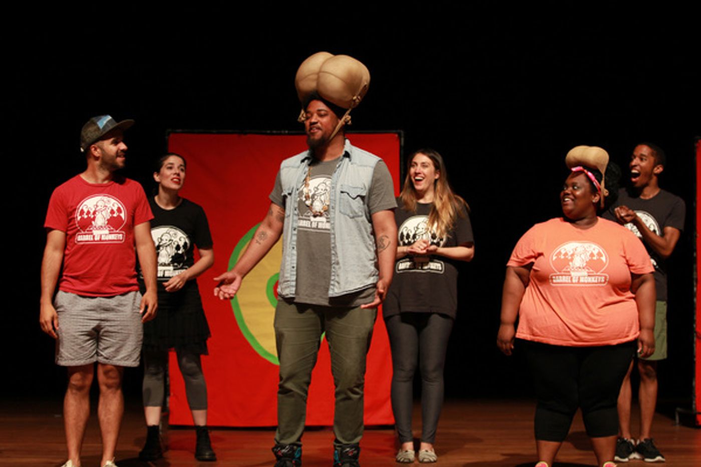 Photo Flash: Barrel of Monkeys' THAT'S WEIRD, GRANDMA Tours Chicago Neighborhoods This Summer  Image