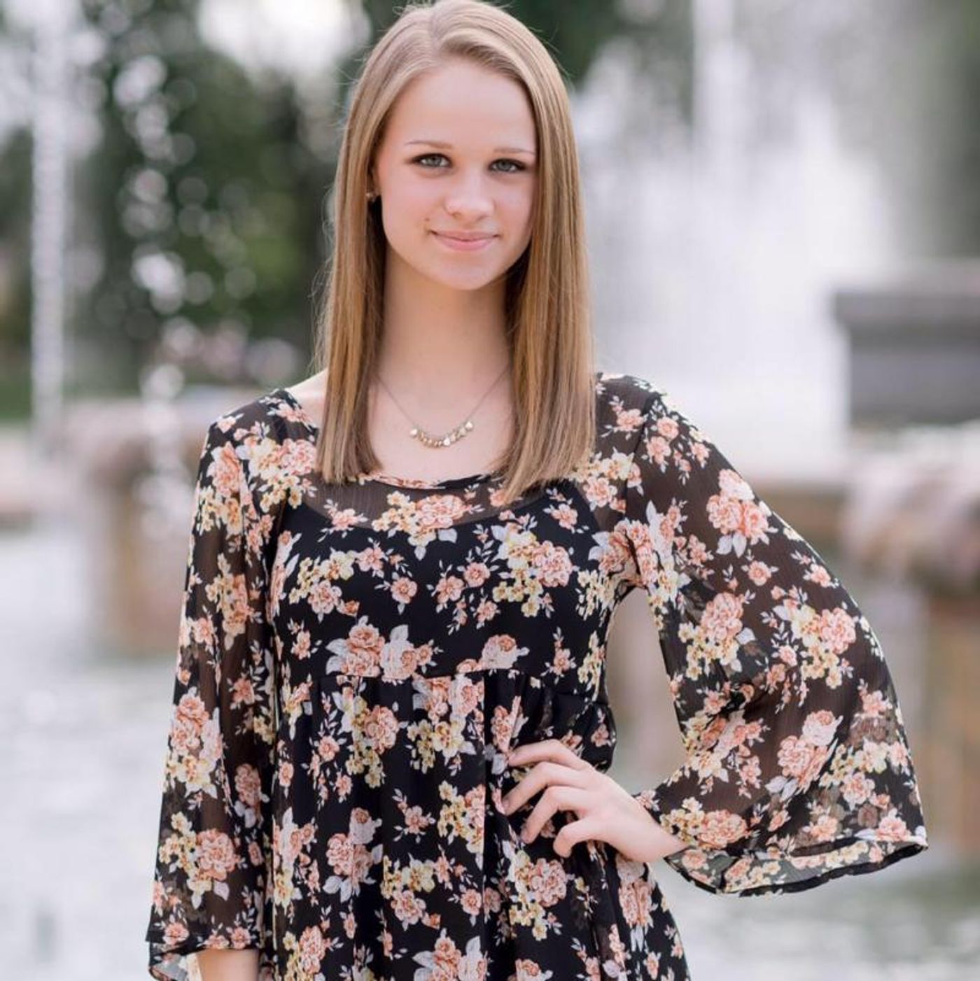 FRIDAY 5 (+1): BRING IT ON's Miracle Ham and Emily Urbanski  Image