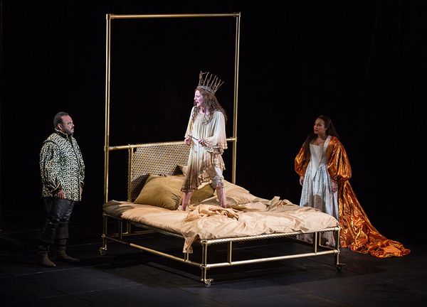 Photo Flash: First Look at HAMLET at The Old Globe — photo 13 of 19