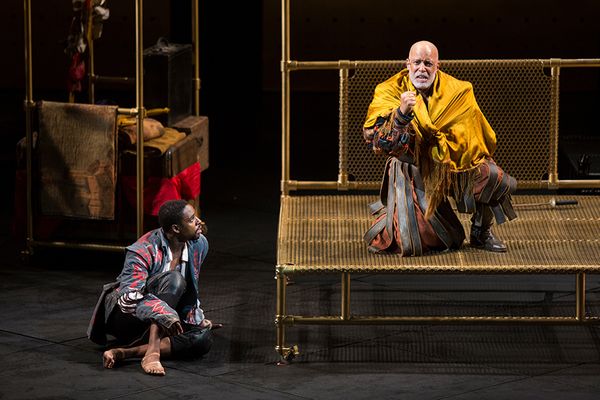 Photo Flash: First Look at HAMLET at The Old Globe — photo 15 of 19