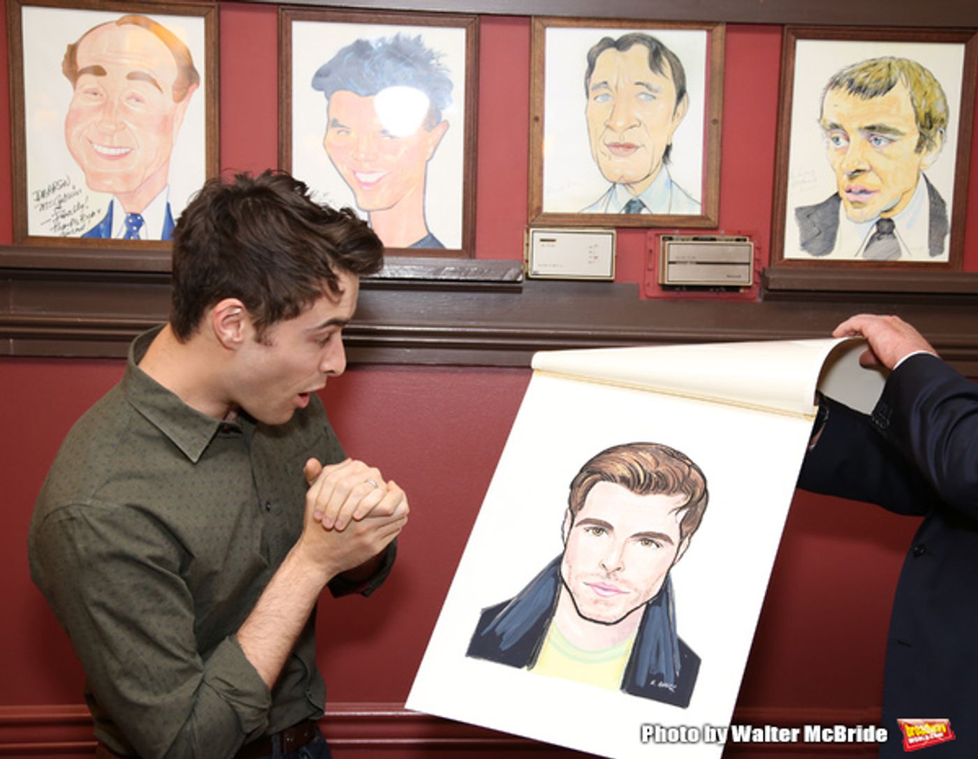 Photo Coverage: Sardi's Unveils Portrait of BANDSTAND's Corey Cott  Image