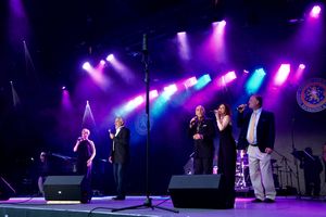 Carter Calvert, Danny Zolli, William Michals, Rebecca Pitcher and Craig Schulman Photo