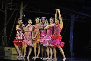 Keely Beirne, Natalie Ballenger, Kelsey Elisabeth Holley, Lauren Solo, Kayla Moniz, and Nikki Croker @ BroadwayWorld Keely Beirne, Natalie Ballenger, Kelsey Elisabeth Holley, Lauren Solo, Kayla Moniz, a Photo