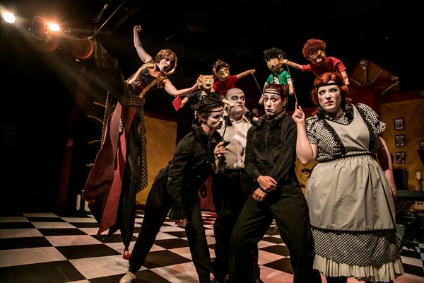 Ellen DeSitter, Kat Evans, Anthony Whitaker, Genevieve Lerner and Caitlin Jackson Photo