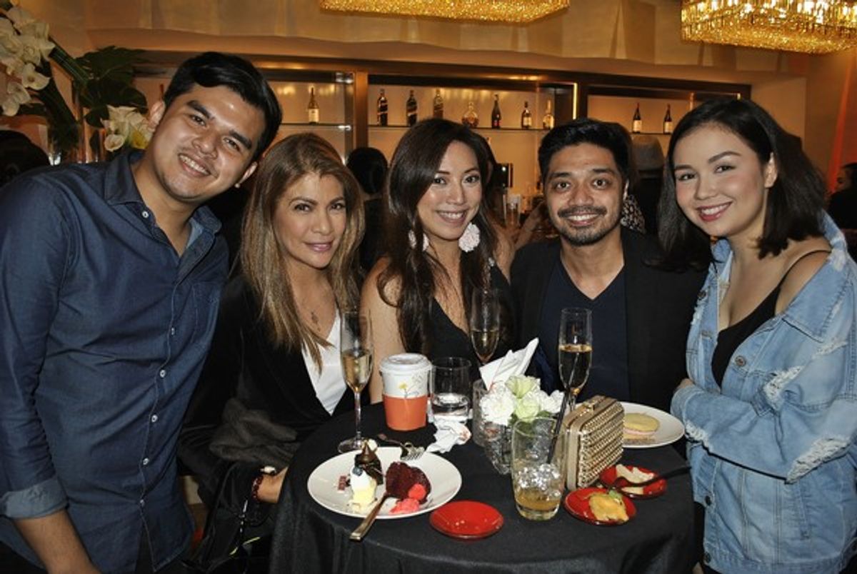 Ejay Yatco, Pinky Amador, Caisa Borromeo, Nyoy Volante, Mikkie Bradshaw-Volante at 