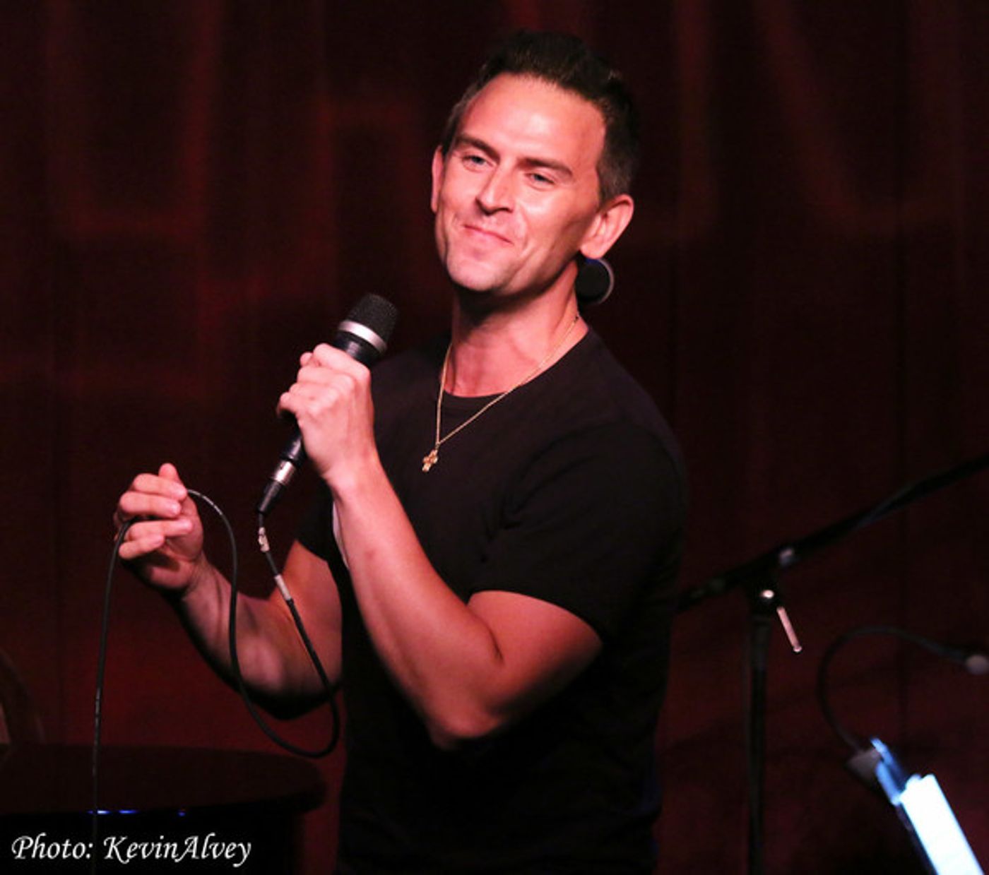 Photo Flash: The Beverly Bombshells, Colleen Ballinger and More Take the Stage at Birdland  Image
