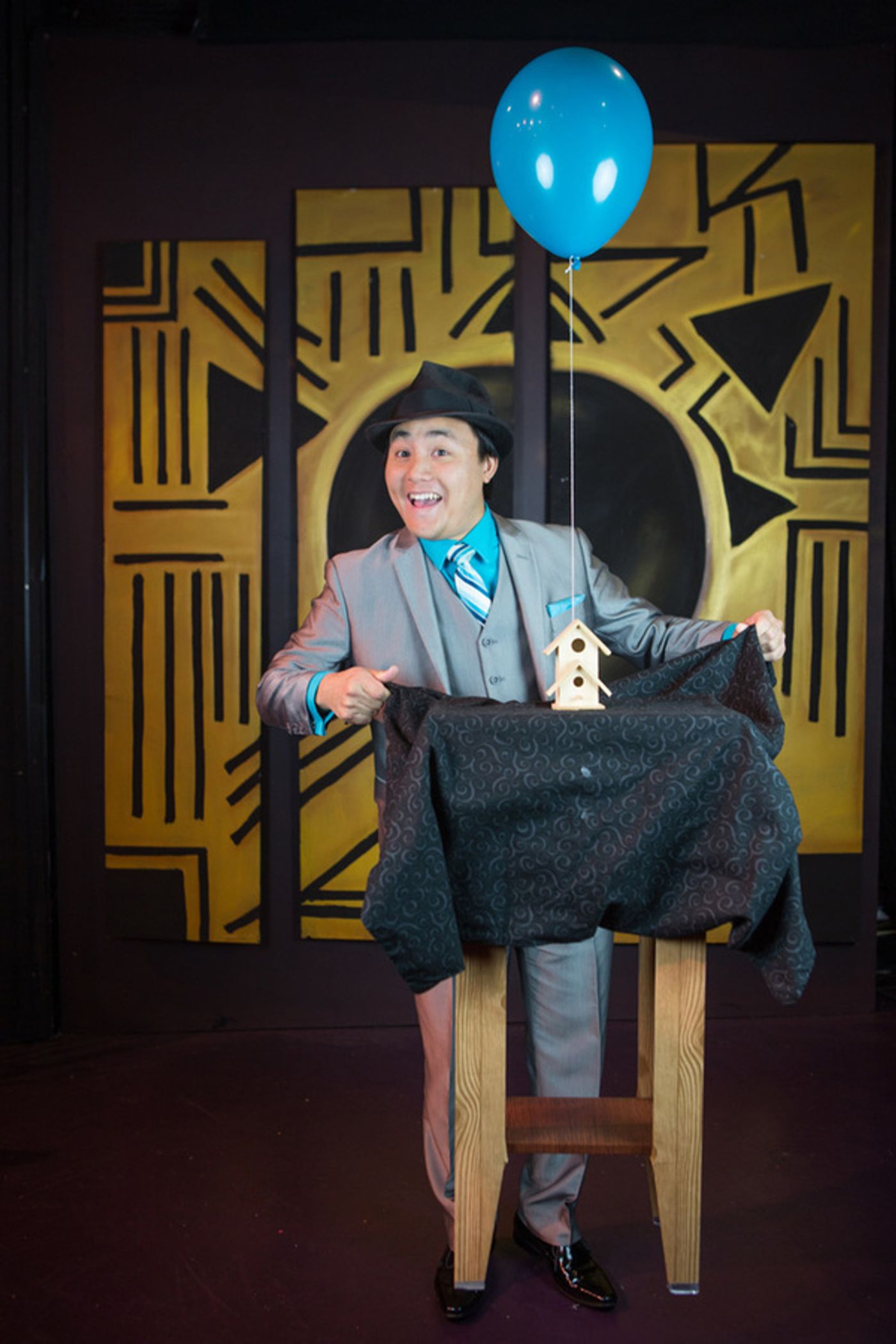 Photo Flash: Immersive Weekend of Amazement MAGICMANIA Set for Colony Theatre  Image