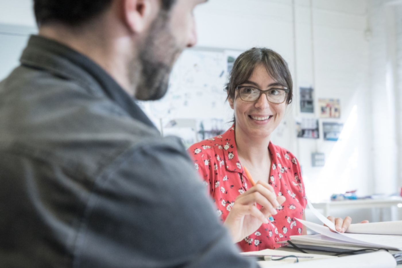 Photo Flash: Sneak Peek Inside Rehearsal for English Touring Theatre's THE WEIR  Image