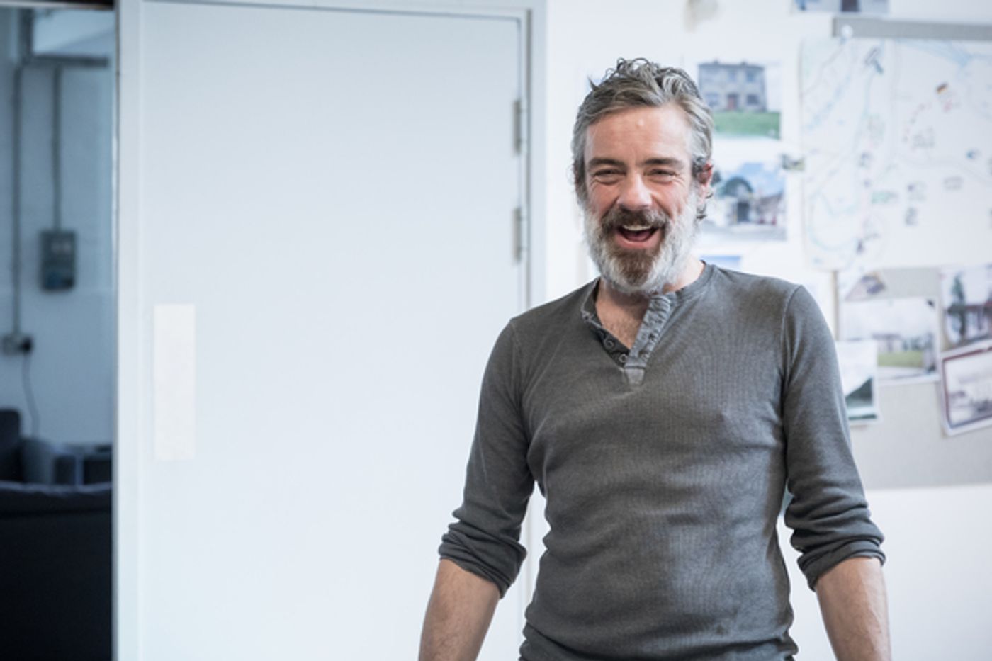 Photo Flash: Sneak Peek Inside Rehearsal for English Touring Theatre's THE WEIR  Image