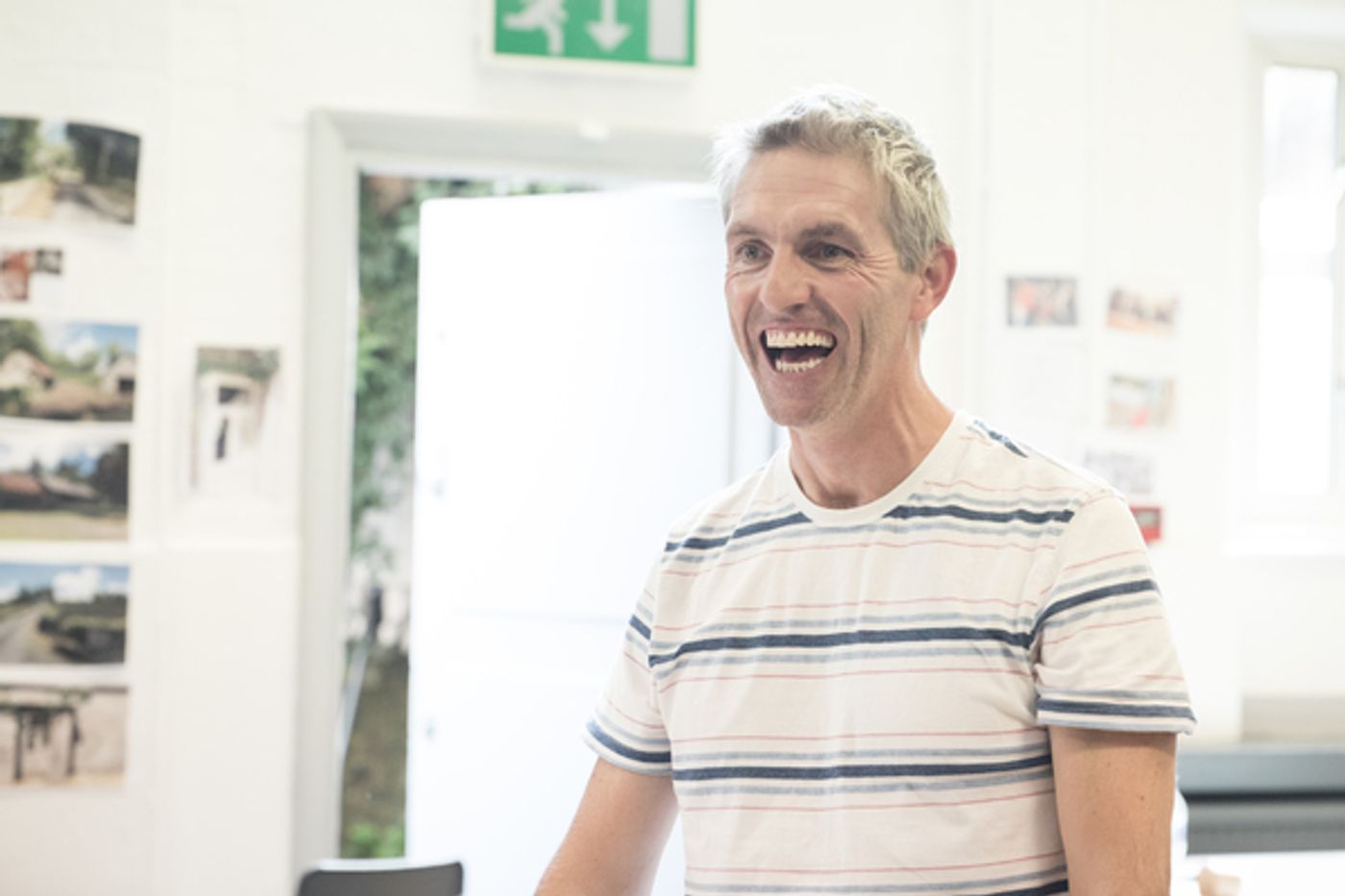 Photo Flash: Sneak Peek Inside Rehearsal for English Touring Theatre's THE WEIR  Image