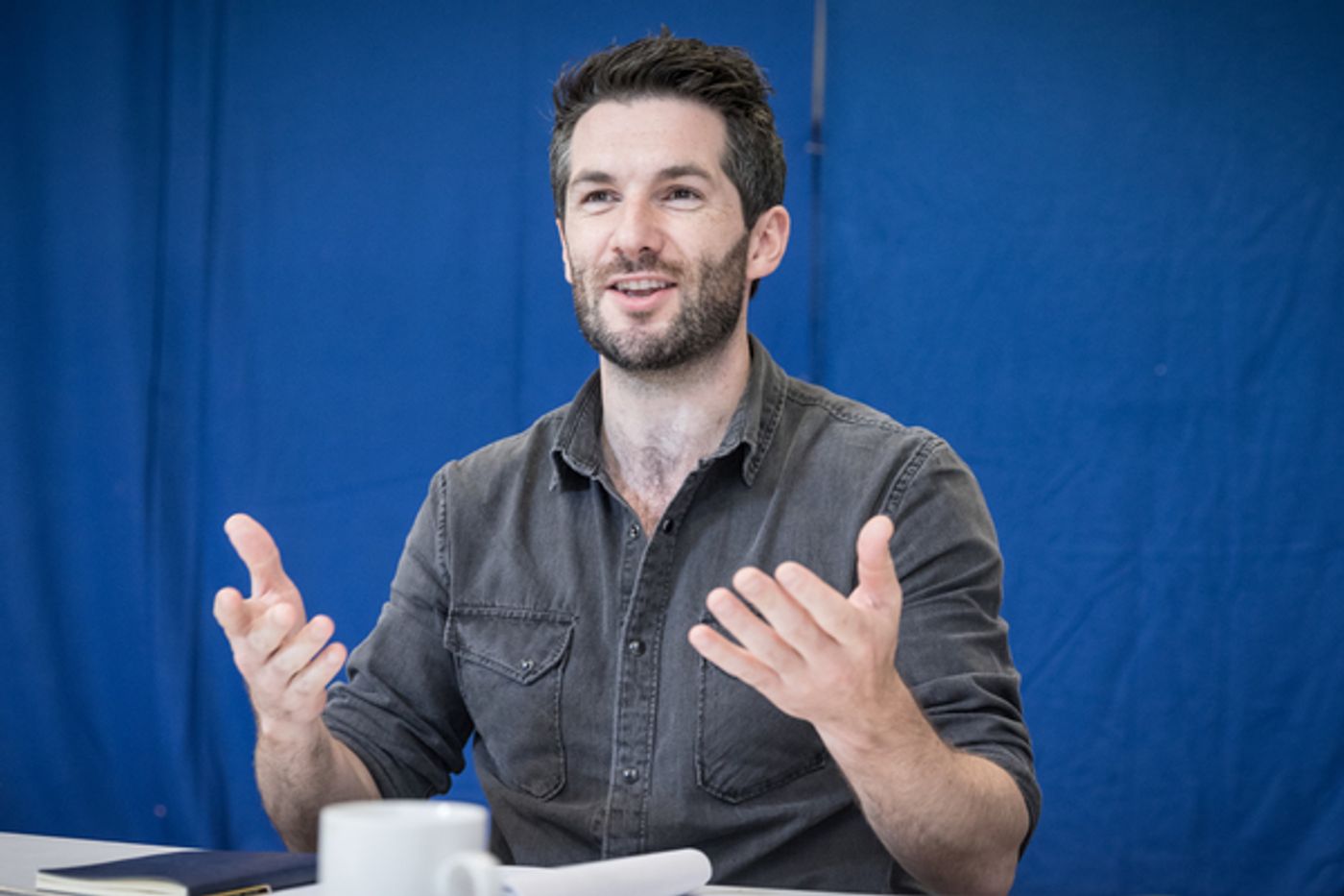 Photo Flash: Sneak Peek Inside Rehearsal for English Touring Theatre's THE WEIR  Image