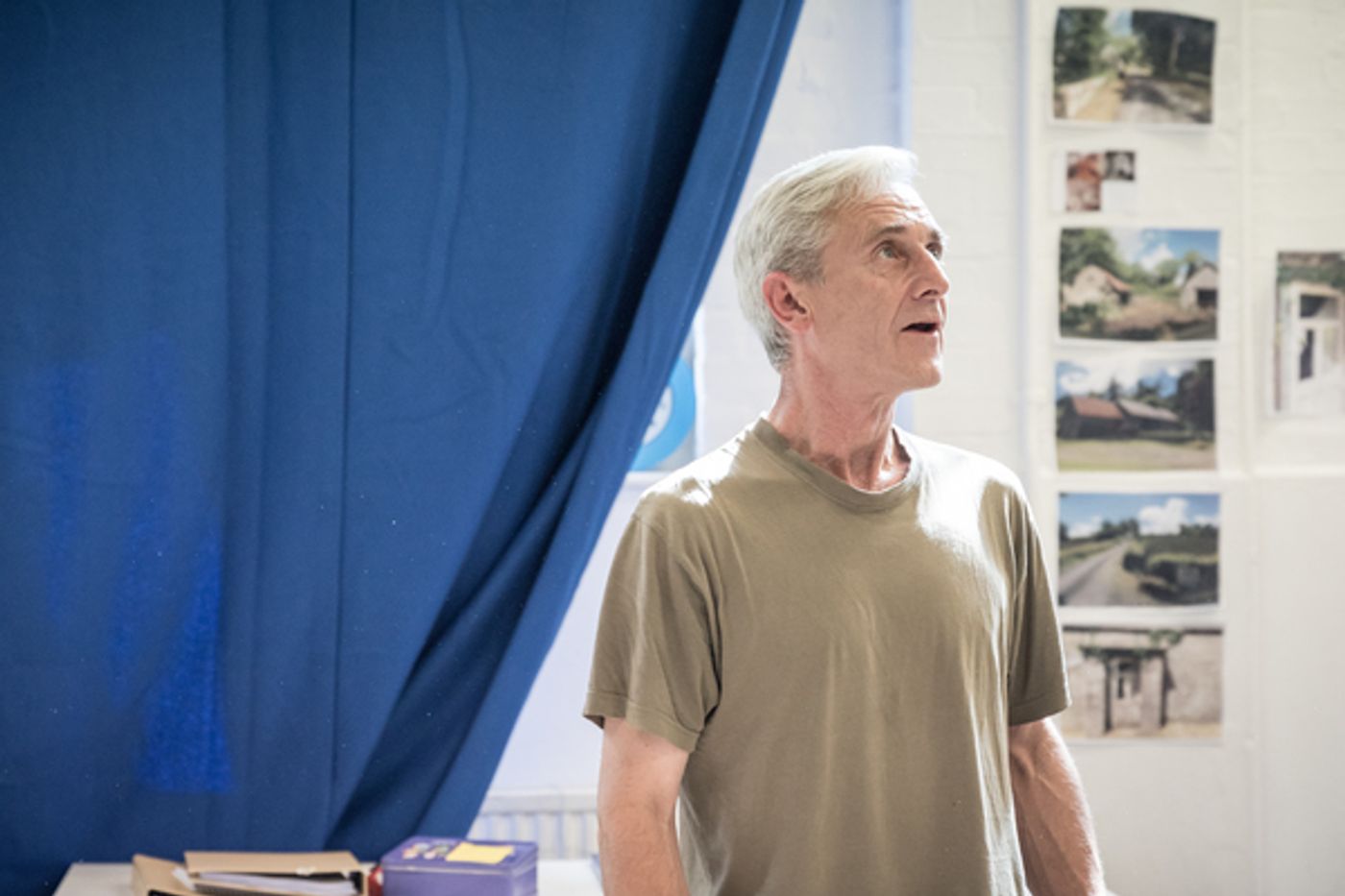 Photo Flash: Sneak Peek Inside Rehearsal for English Touring Theatre's THE WEIR  Image