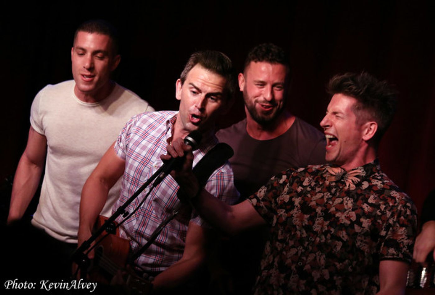 Photo Flash: BROADWAY AT BIRDLAND Series Welcomes Daniel Reichard  Image