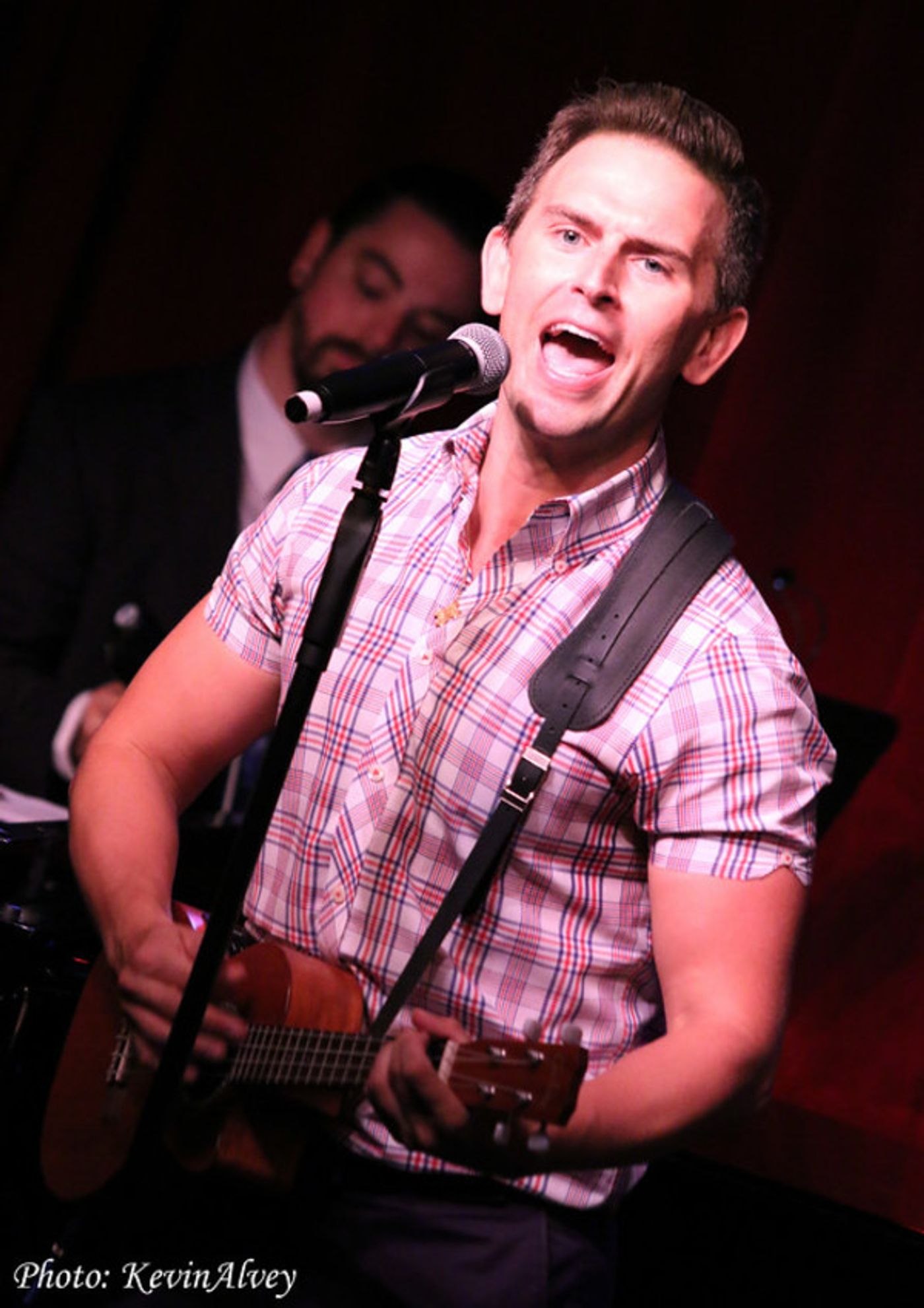 Photo Flash: BROADWAY AT BIRDLAND Series Welcomes Daniel Reichard  Image